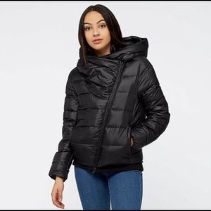 NWT Nike Black Asymmetric Puffer